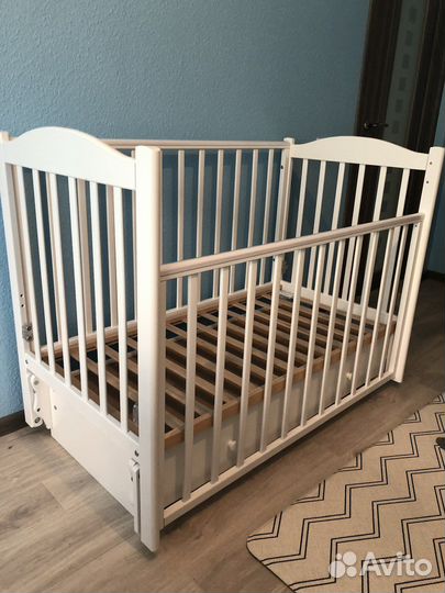 Детская кроватка + матрас