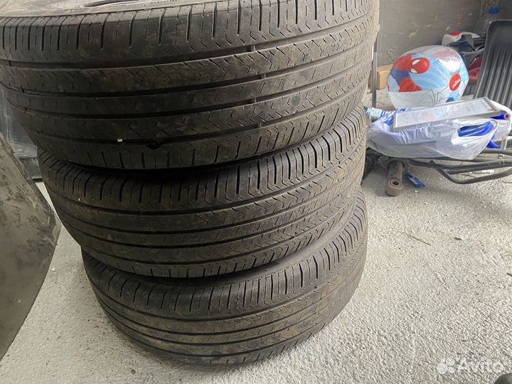 Продам диски r17 в сборе с резиной