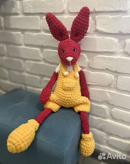 Вязаный зайка