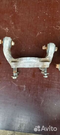 Опора амортизатора передняя правая Волга сайбер