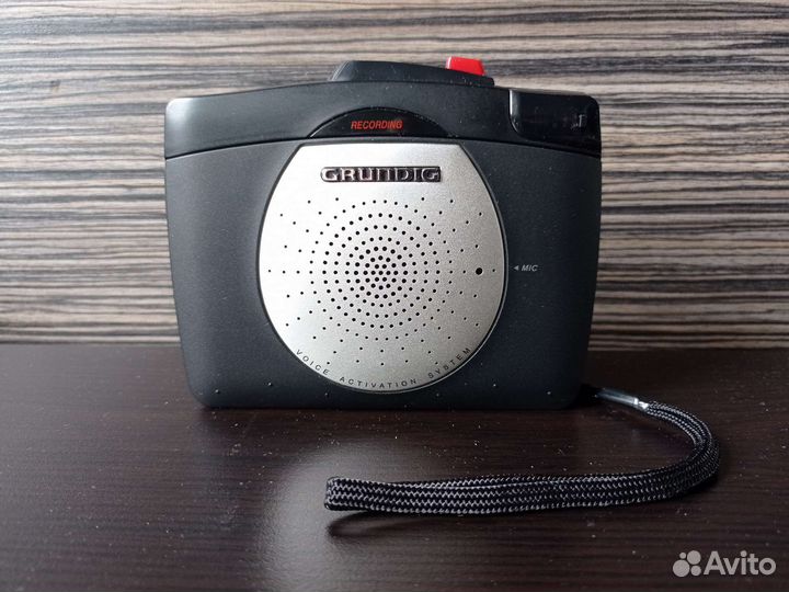 Кассетный диктофон Grundig GW-R 50 новый