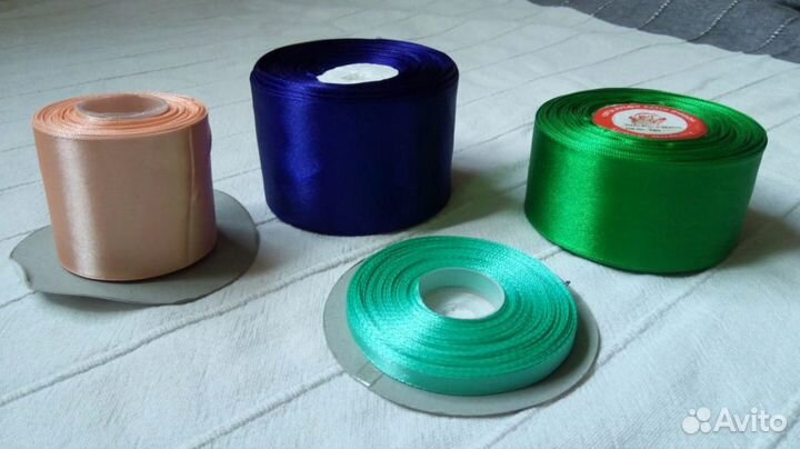 Фурнитура: стразы, пайетки, ленты. Цена за всё