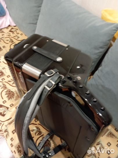 Готово-выборный Итальянский аккордеон на 45 кл