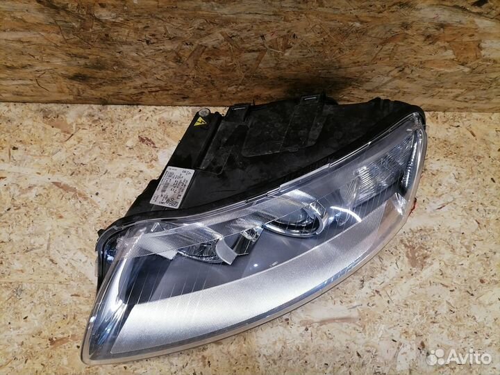 Фара ксенон левая Audi A6 C6 дорестайлинг дефект