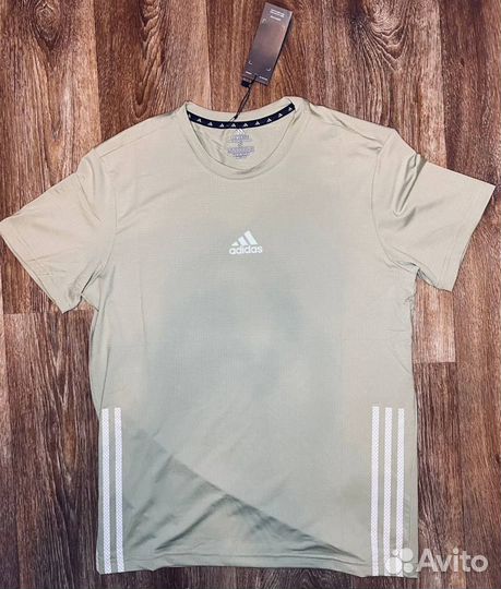 Футболка adidas