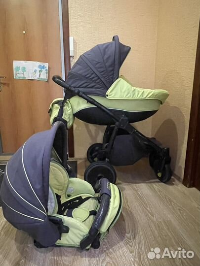Прогулочная коляска