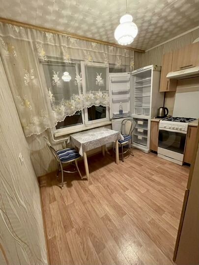 2-к. квартира, 53 м², 6/9 эт.