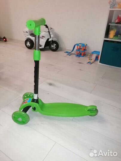 Самокат детский трехколесный складной