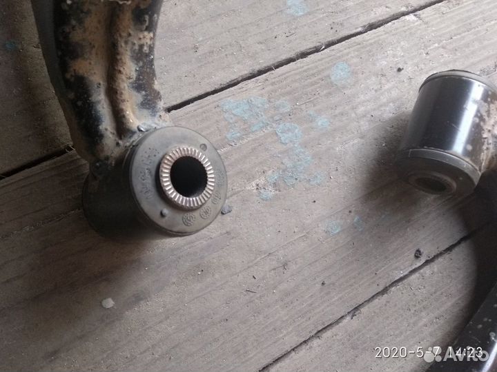 Передние рычаги Лифан Х60