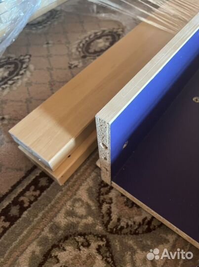 Кровать чердак IKEA со угловым столом и тумбой