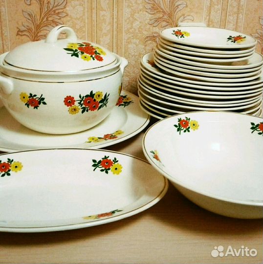 Сервиз стол. Хрусталь. Фарфор. Дачный набор