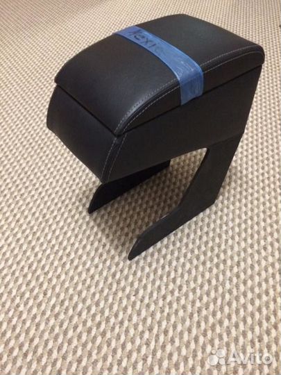 Подлокотник Daewoo Nexia