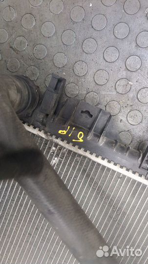 Радиатор охлаждения двигателя Ford Kuga, 2009