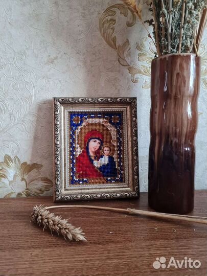 Богородица Казанская. Икона вышитая бисером