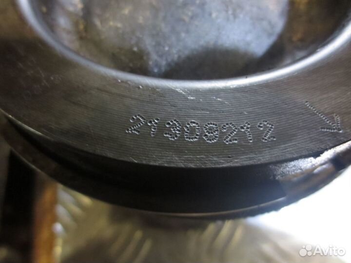 Поршень Volvo 21309212