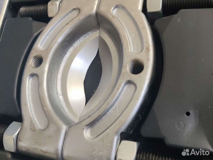 Набор съемников подшипников и шестерен