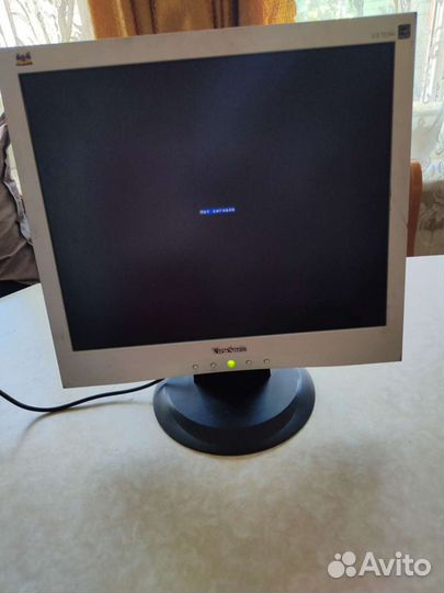 Монитор Viewsonic