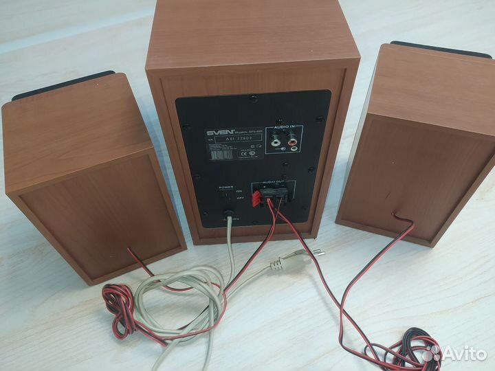 Колонки 2.1 svensps-820