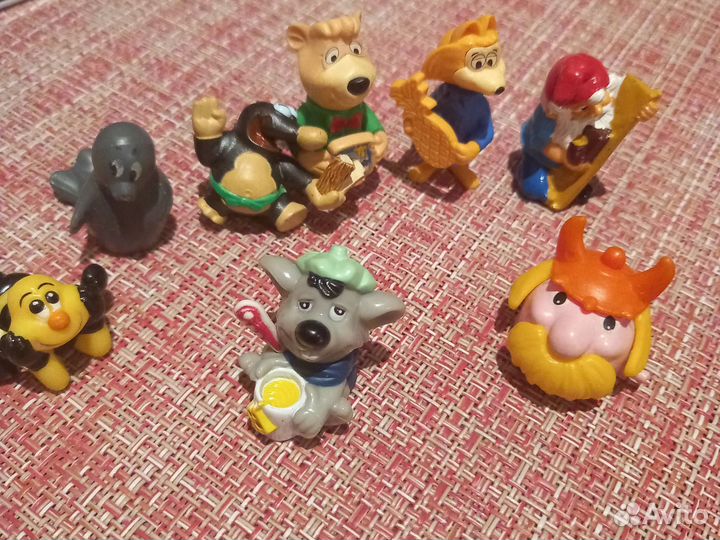 Игрушки из киндера