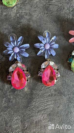 Серьги длинные с камнями кристаллами