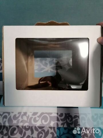 Подарочная коробка