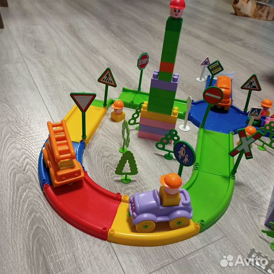 Конструктор Bauer крупные блоки 1000шт