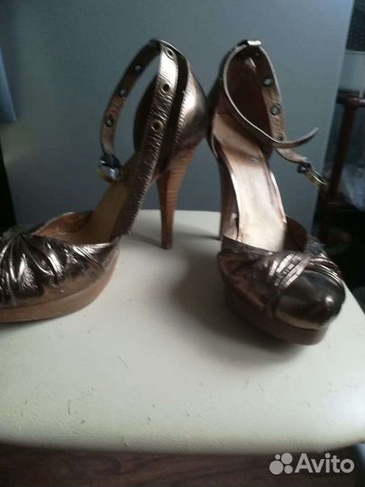 Туфли женские 39 размер
