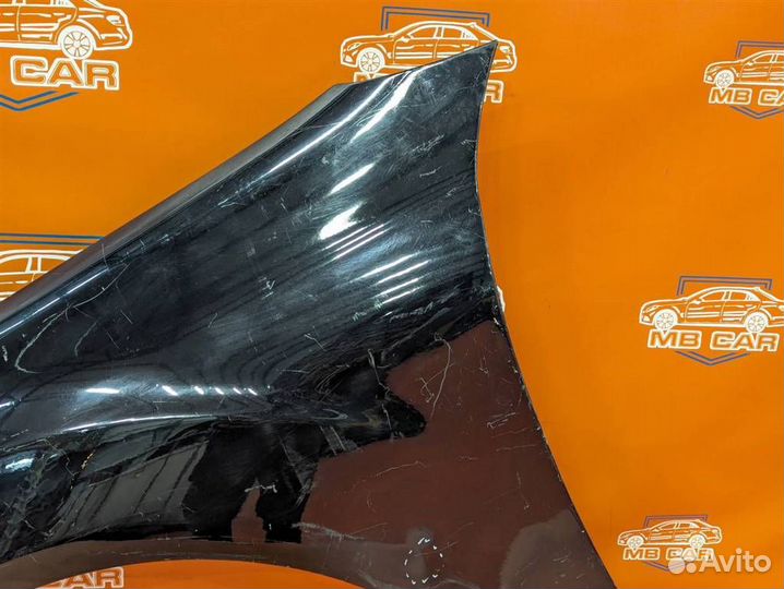 Крыло переднее левое w164 ML-class 642.940