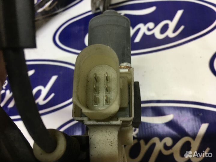 Стеклоподъемник передний Ford Mondeo 4 правый