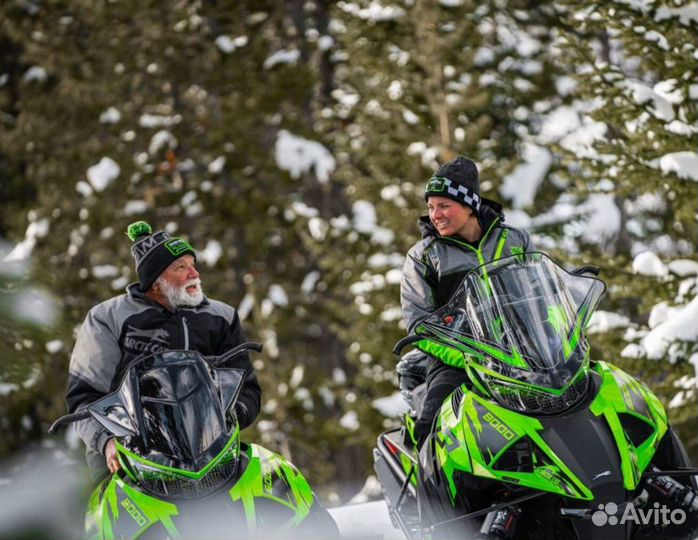 Снегоходный костюм arctic CAT