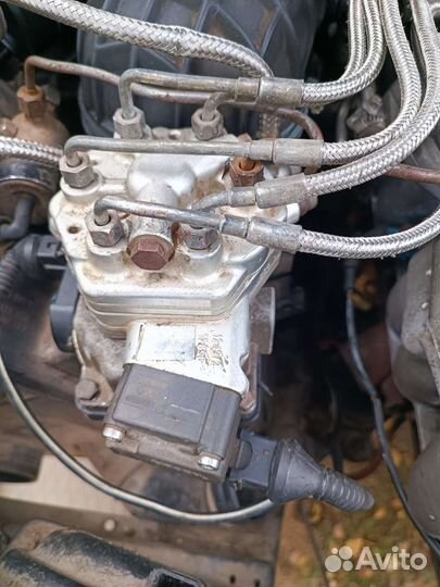 Дозатор Распредилитель топлива 2.3 Ауди