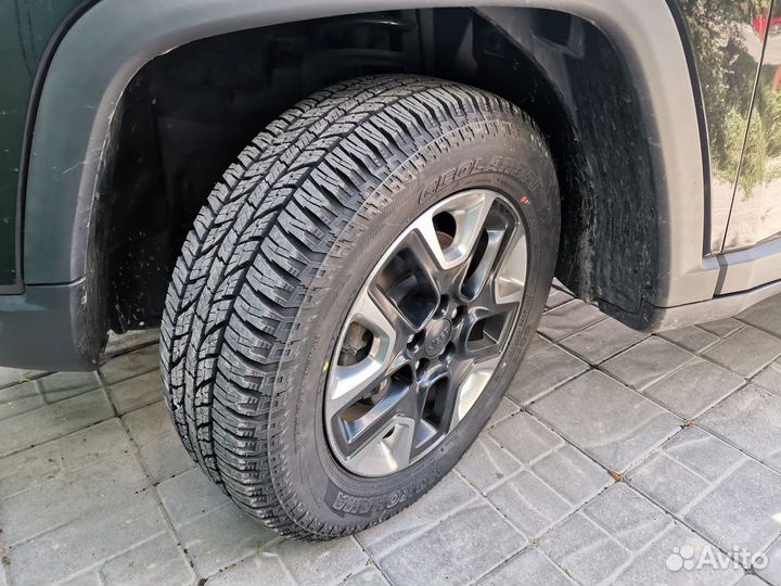 Yokohama Geolandar A/T G015 315/70 R17 121S