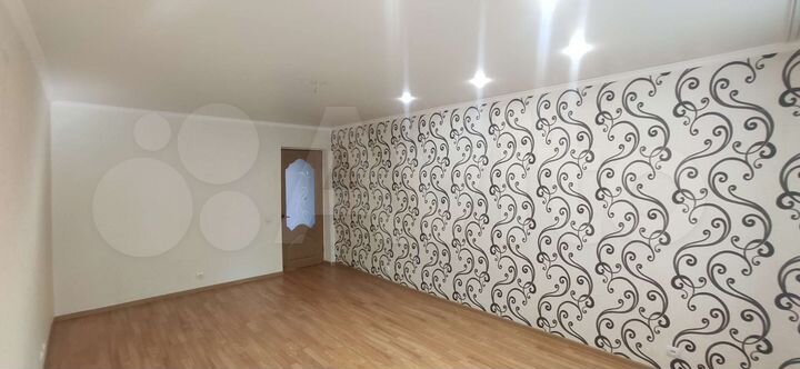 3-к. квартира, 61 м², 2/5 эт.