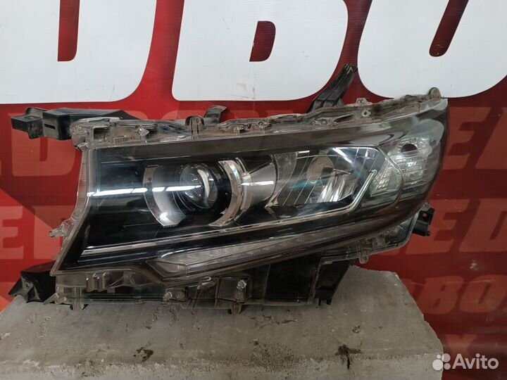 Фара левая Toyota Land Cruiser Prado 150