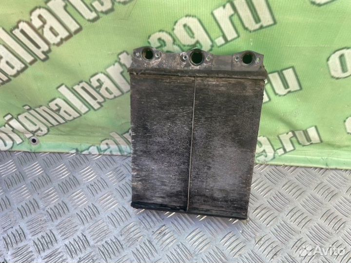 Радиатор печки Mercedes-Benz W124 M102 2.3 1991