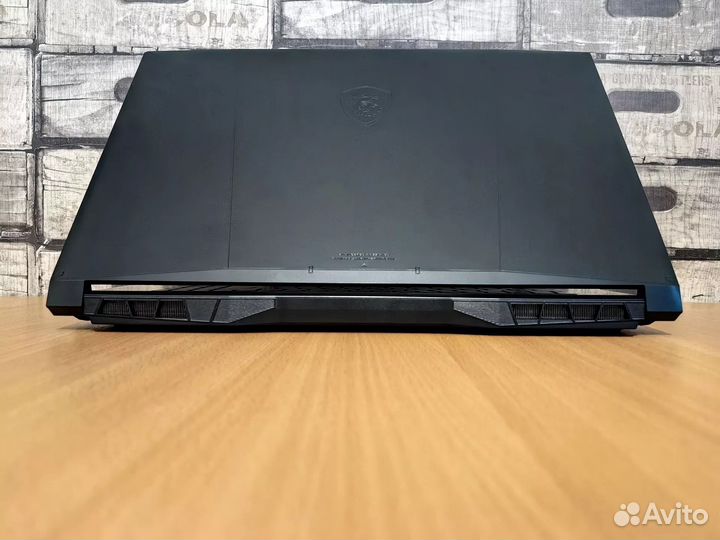 Новый игровой ноутбук 17.3 MSI i5 12th/16/512gb/40