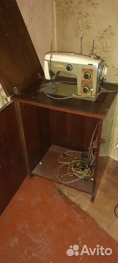 Швейная машинка