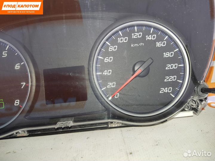 Панель приборов (щиток) Mitsubishi Outlander