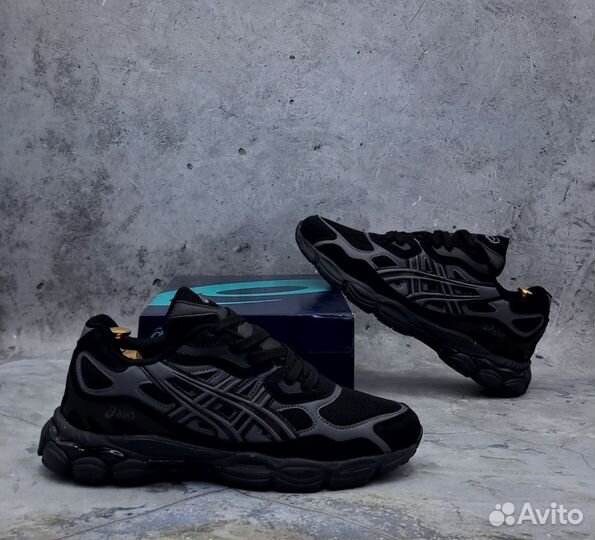 Кроссовки мужские asics