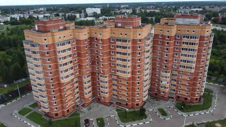 2-к. квартира, 57 м², 8/12 эт.