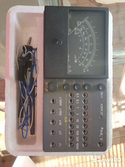 Измерительный прибор времен СССР