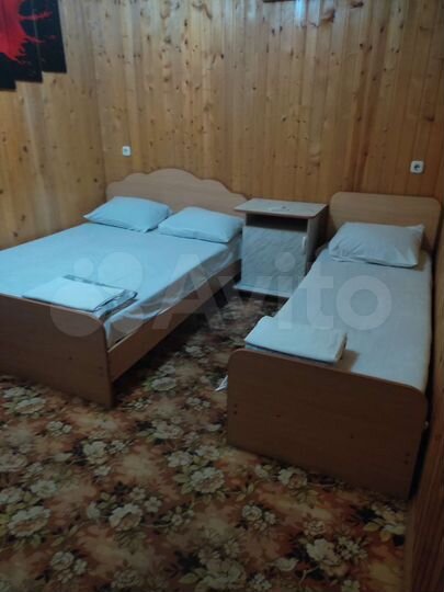 Комната 12 м² в 6-к., 1/1 эт.