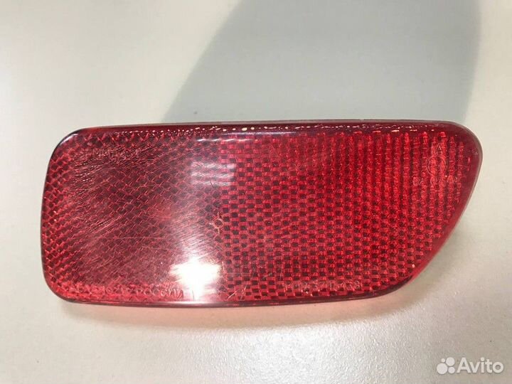 Светоотражатель в бампер задний правый LADA Kalina