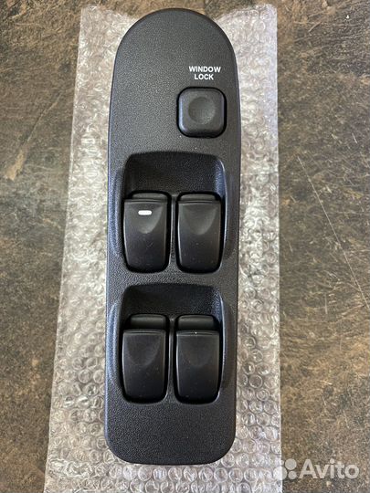 Блок стеклоподъемника Митсубиси Спейс Стар,Каризма