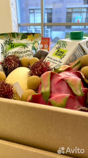 Подарок на день рождения (экзотические фрукты)