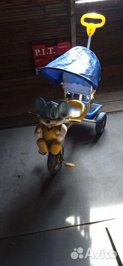 Детский трехколесный велосипед