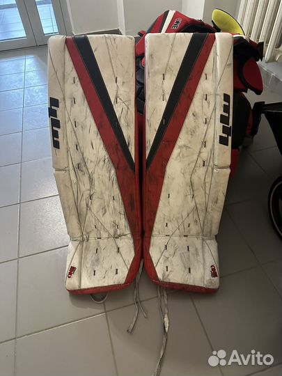 Вратарская хоккейная форма