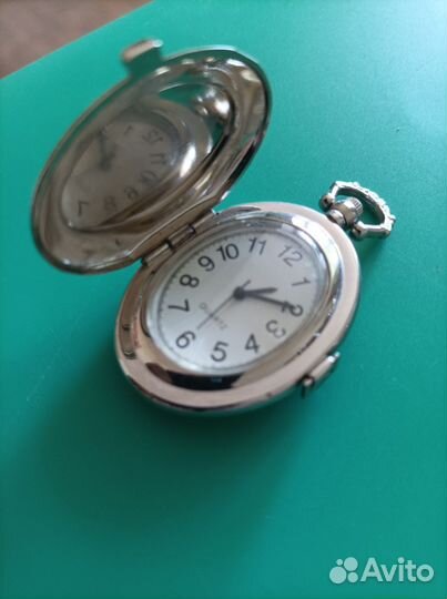 Часы - кулон