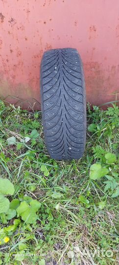 Sava Eskimo Stud 215/65 R17 92