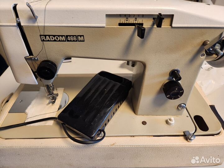 Швейная машина Radom 466M